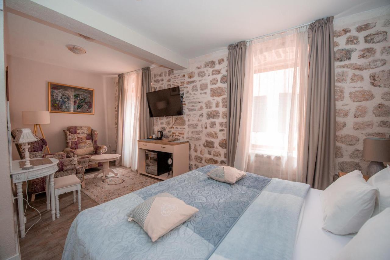 Antika Guesthouse Kotor Eksteriør bilde