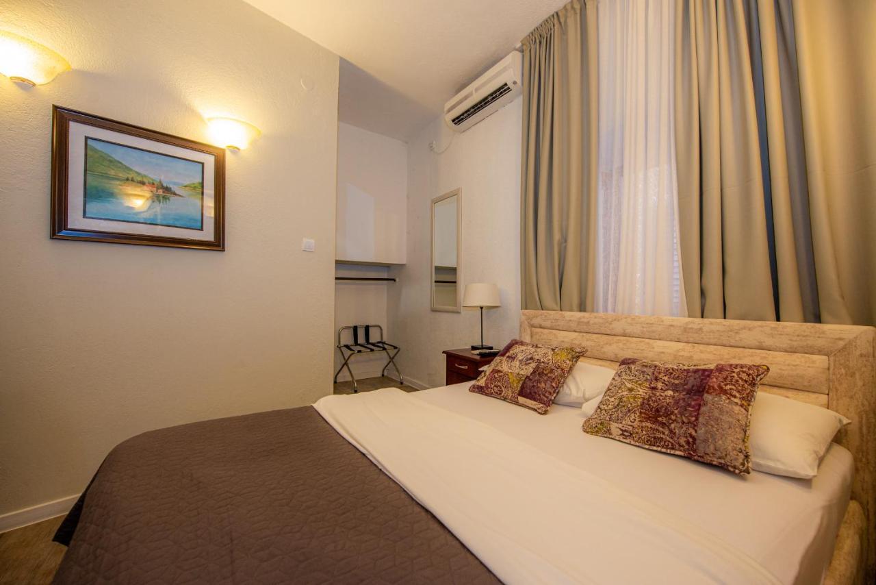 Antika Guesthouse Kotor Eksteriør bilde