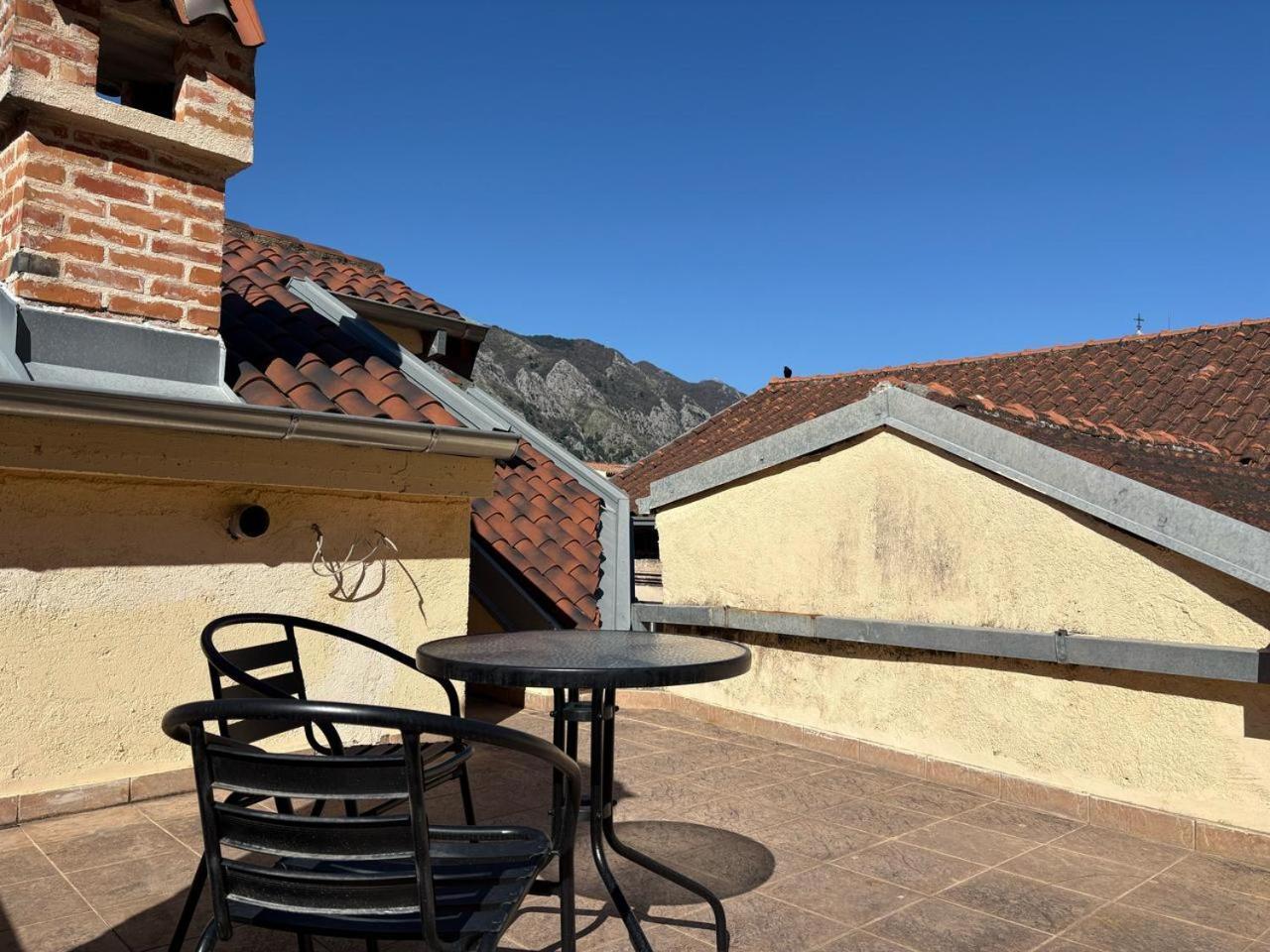 Antika Guesthouse Kotor Eksteriør bilde