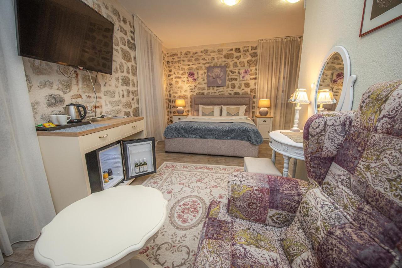 Antika Guesthouse Kotor Eksteriør bilde