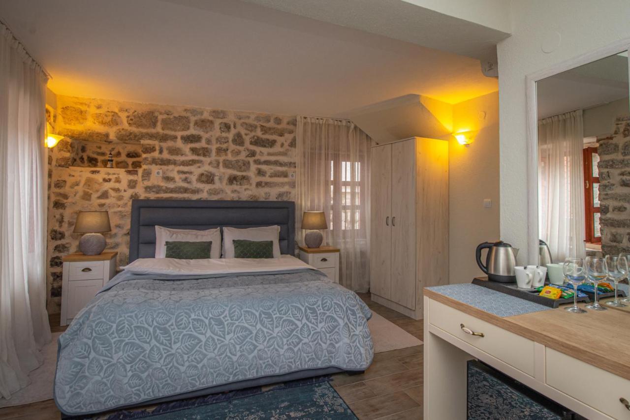 Antika Guesthouse Kotor Eksteriør bilde